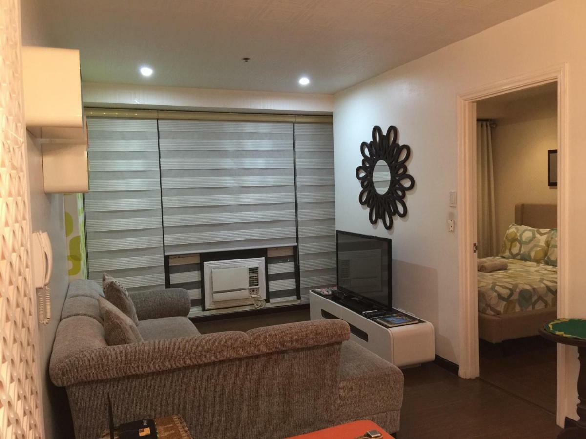 Seven Doors Aparthotels In Gramercy Makati Makati City Kültér fotó