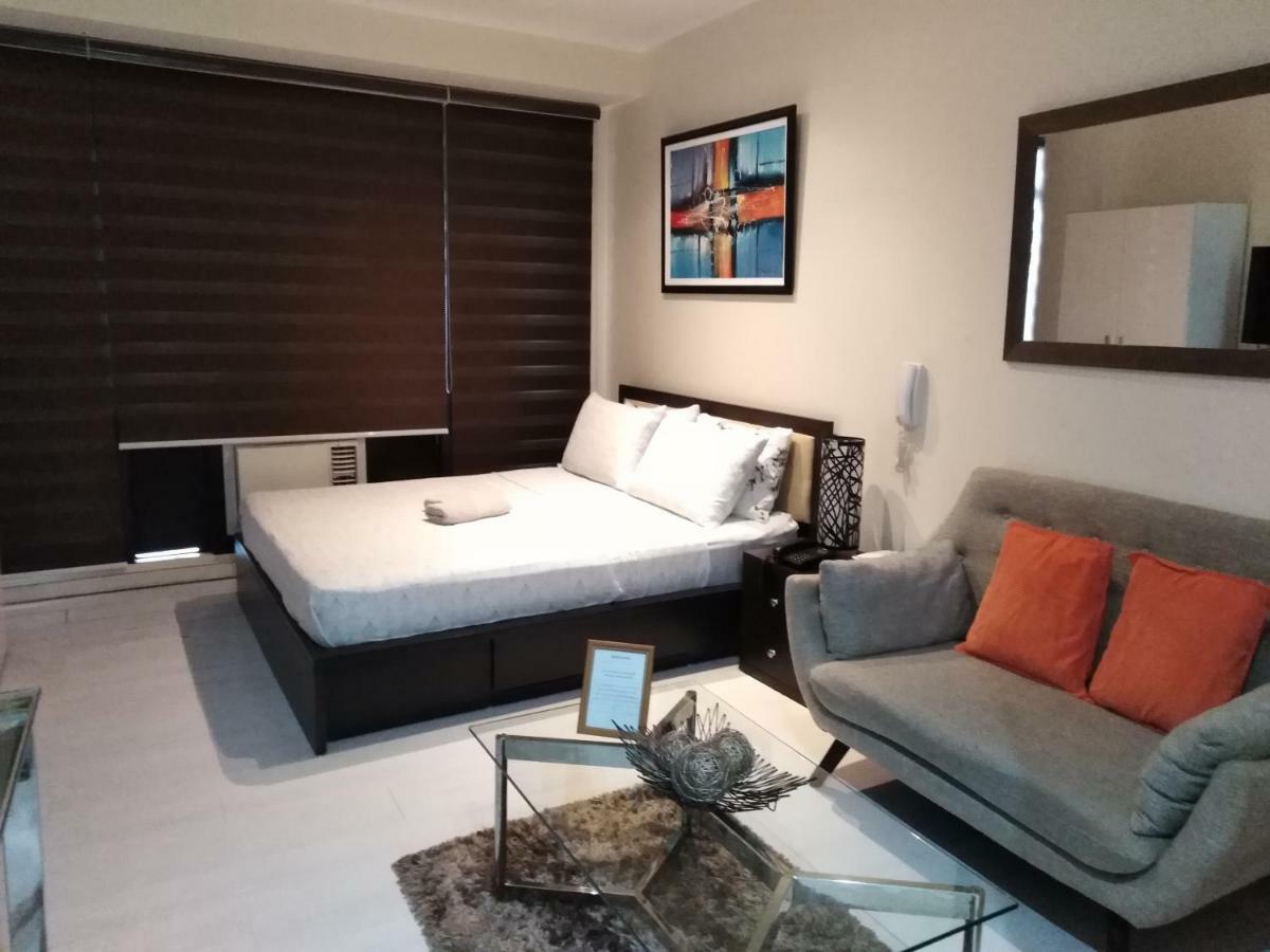 Seven Doors Aparthotels In Gramercy Makati Makati City Kültér fotó